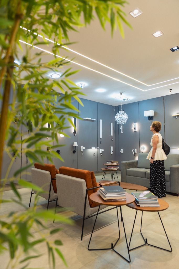 Sala de estar do showroom - Nossa Luz